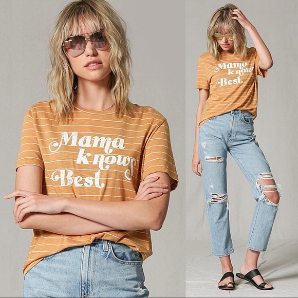 NEW! Mama Knows Best Graphic Tee - Picture 2 of 6